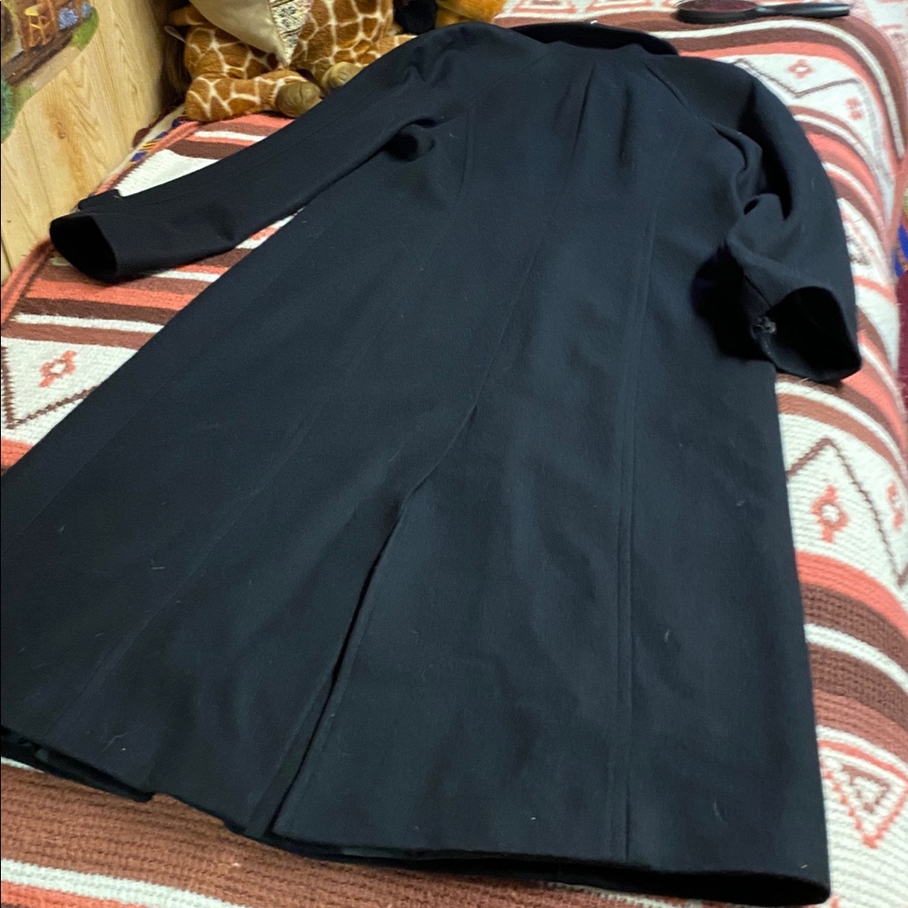 London Fog Elegant Black Coat - Picture 7 of 10